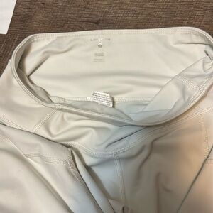 Cute white leggings